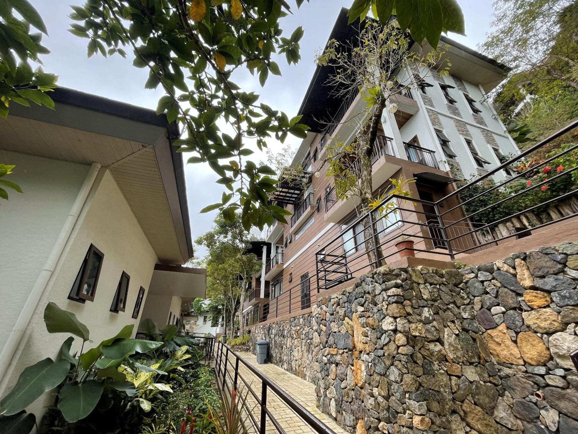Mist Mountain Resort Powered By Cocotel Cebu Exteriör bild