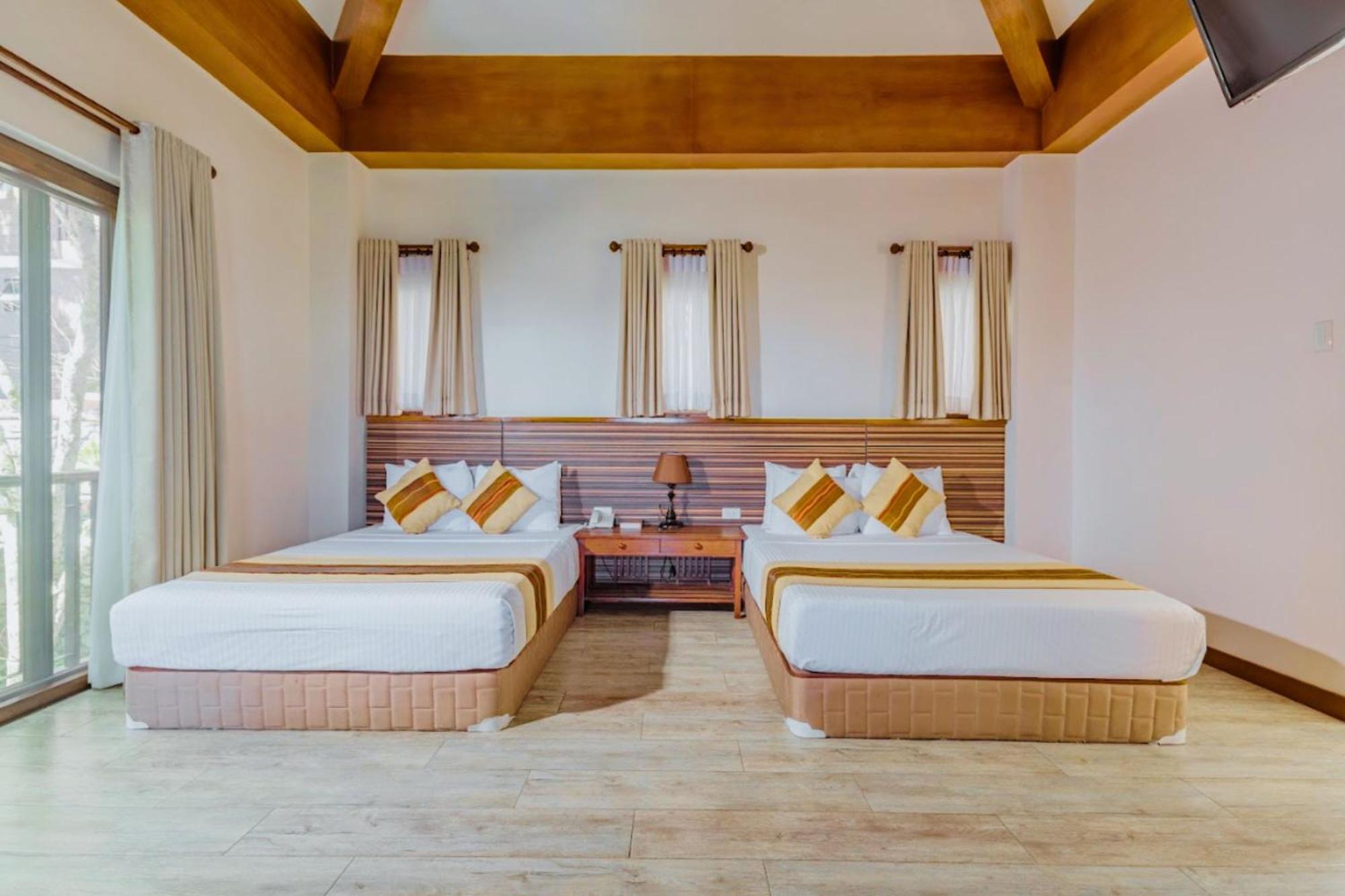 Mist Mountain Resort Powered By Cocotel Cebu Exteriör bild